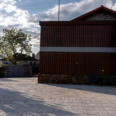 Quinta Mimosas * מונדים דה בסטו